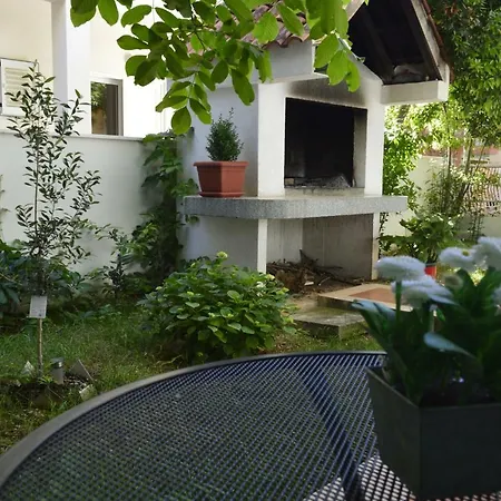 Apartment Garden